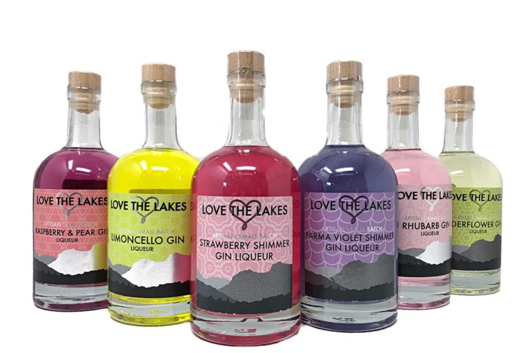 Artisan gin labels printed with sandpaper varnish
